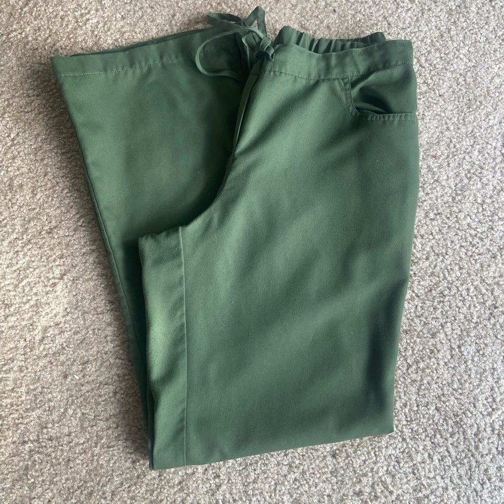 Scrubology scrub bottom pants green